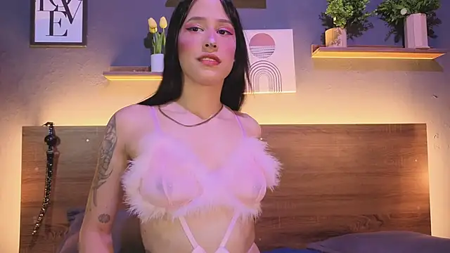 KLOE LUSTX online show from 02.27.26