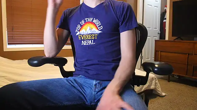 Snapshot of jjjjjfive chatting on 05.18.26 jjjjjfive online show from 05.18.26