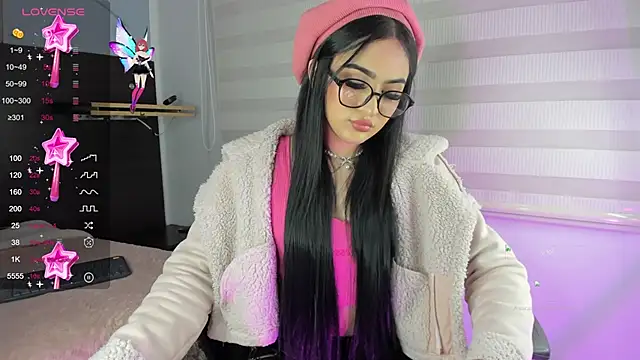 miss  ivyy online show from 10.05.25