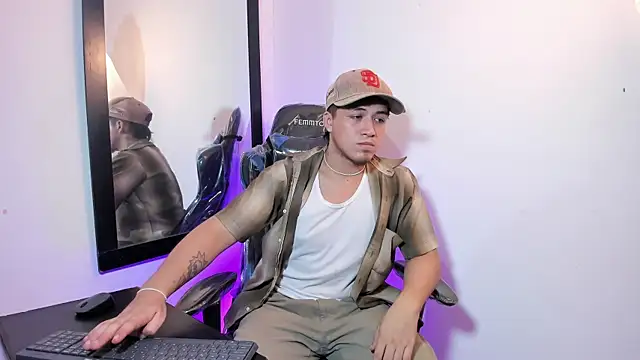 juanmechanic  online show from 10.15.25