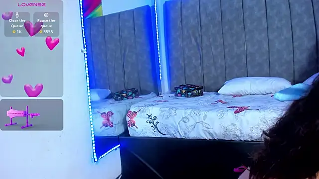 Snapshot of Lucia78couple chatting on 01.10.26 Lucia78couple online show from 01.10.26