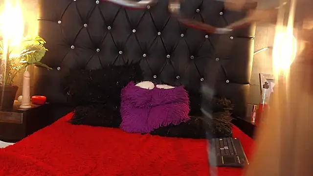 Snapshot of AllisonSpicy chatting on 09.26.25 AllisonSpicy online show from 09.26.25