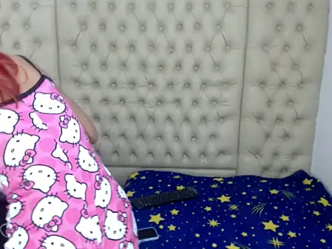 TifannyHott online show from 02.01.26