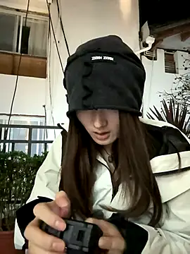 Moonlight-23 online show from 11.08.25