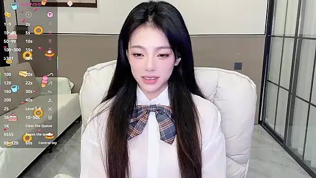 Sandy Uu online show from 09.24.25