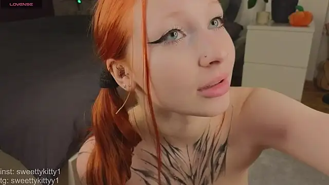 sweettykitty online show from 05.11.26