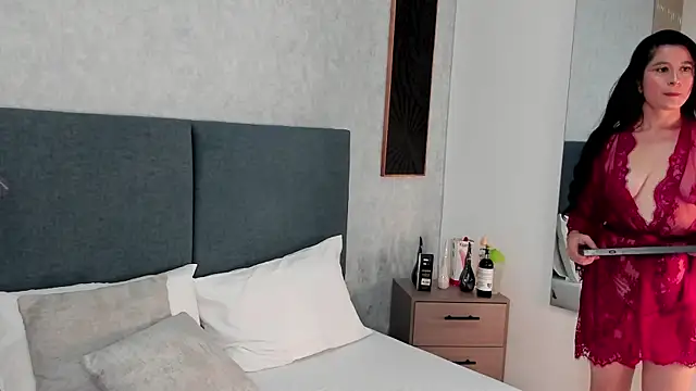 ShanelEvans online show from 11.12.25