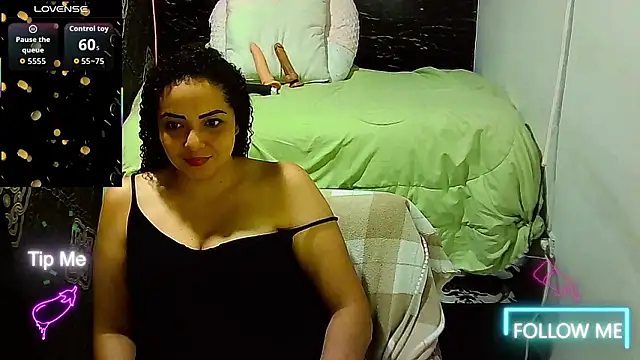  naughty milf online show from 03.31.26