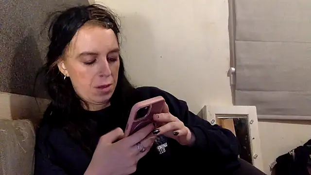 Snapshot of Bellababexox chatting on 04.24.26 Bellababexox online show from 04.24.26