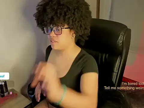 Snapshot of afro_jayleof chatting on 09.18.25 afro jayleof online show from 09.18.25