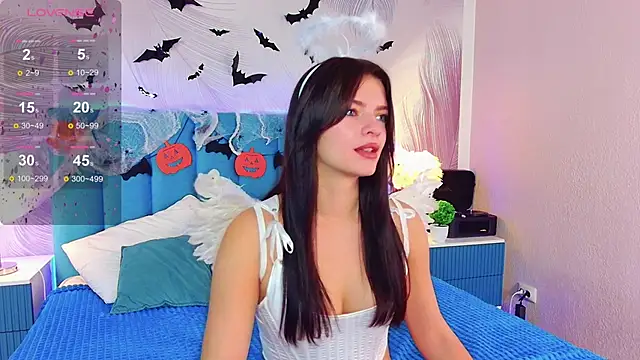 kimberlyy77 online show from 10.31.25