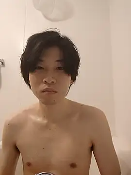 Snapshot of tanaka113 chatting on 04.17.26 tanaka113 online show from 04.17.26