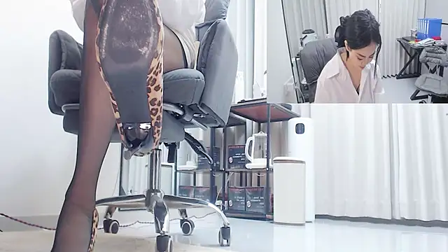 Eileen-L online show from 02.09.26