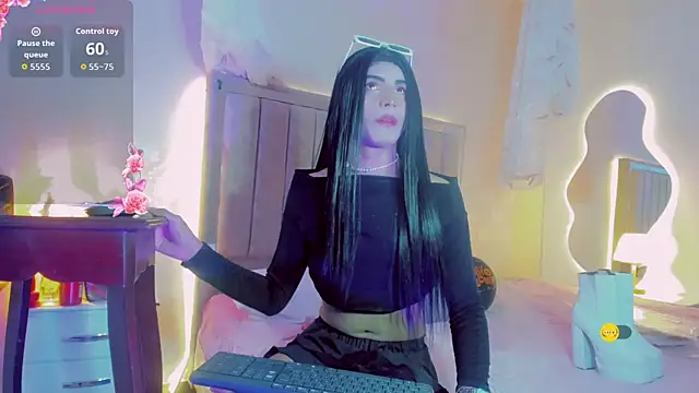 Daniela sanchezx online show from 10.24.25