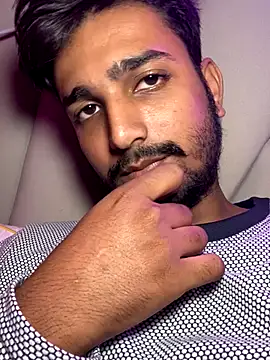 Snapshot of the_Shinchan@xh chatting on 10.21.25 the Shinchanxh online show from 10.21.25