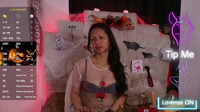 Catherine mature45 online show from 10.18.25