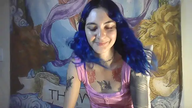 Snapshot of peetitefairy chatting on 02.20.26 peetitefairy online show from 02.20.26