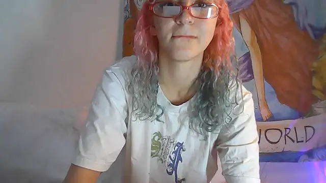 Snapshot of peetitefairy chatting on 08.07.26 peetitefairy online show from 08.07.26