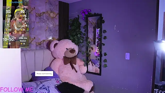 Snapshot of hannachris- chatting on 04.19.26 hannachris- online show from 04.19.26