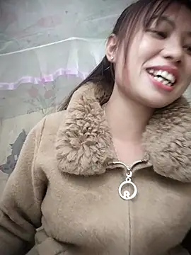 Dung-Thao19 online show from 11.26.25