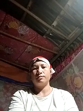 Snapshot of Love-Mama33 chatting on 09.10.25 Love-Mama33 online show from 09.10.25