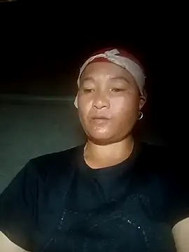 Snapshot of Love-Mama33 chatting on 09.20.25 Love-Mama33 online show from 09.20.25