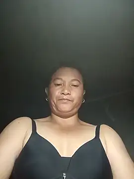 Snapshot of Love-Mama33 chatting on 10.04.25 Love-Mama33 online show from 10.04.25