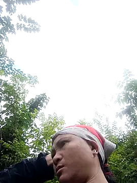 Snapshot of Love-Mama33 chatting on 10.11.25 Love-Mama33 online show from 10.11.25