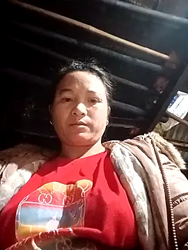 Love-Mama33 online show from 11.28.25