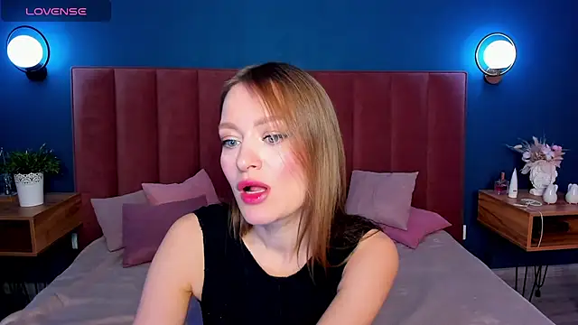 EvelynPoole online show from 12.01.25