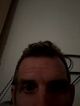 Snapshot of gigolobcn chatting on 12.20.25 gigolobcn online show from 12.20.25