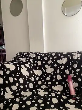 Zara Bel online show from 10.24.25