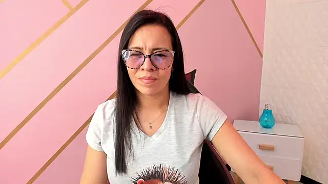 Eva mermaid online show from 10.23.25