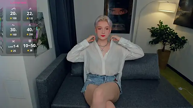 Snapshot of OdelynaAsp chatting on 09.21.25 OdelynaAsp online show from 09.21.25