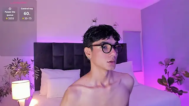 Phillicious   online show from 11.16.25