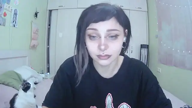 SineKiraReal online show from 10.09.25