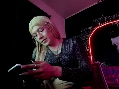 Megam  online show from 09.15.25