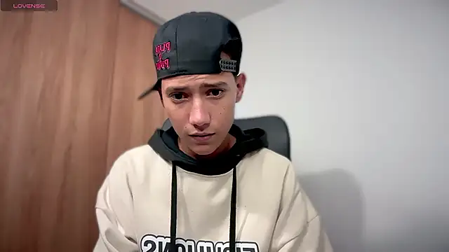 Toy boy777 online show from 02.09.26