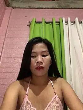 Snapshot of Cleo17 chatting on 04.19.26 Cleo17 online show from 04.19.26