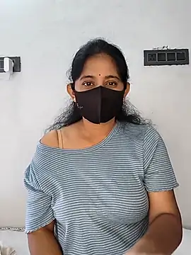 Snapshot of Your-Vedika chatting on 10.15.25 Your-Vedika online show from 10.15.25