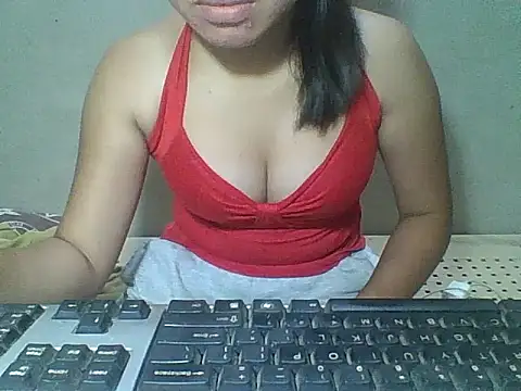 Skinny PinayGirljust18 online show from 04.20.26