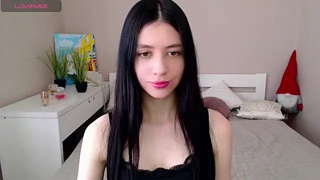 Snapshot of SelinLi chatting on 05.24.26 SelinLi online show from 05.24.26