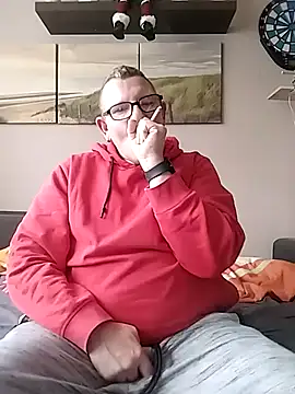 Snapshot of GordianWhirling chatting on 11.10.25 GordianWhirling online show from 11.10.25