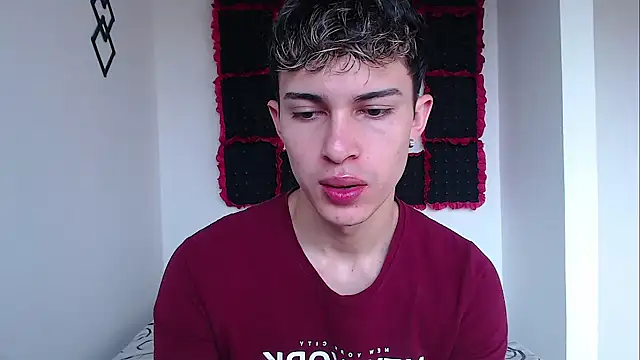 Snapshot of john_vichenso chatting on 02.05.26 john vichenso online show from 02.05.26