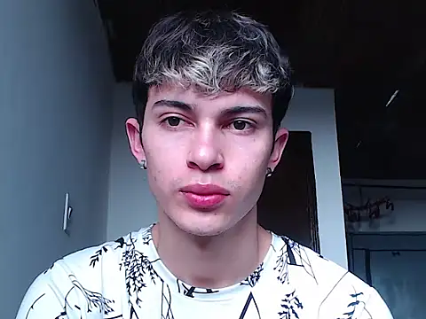 Snapshot of john_vichenso chatting on 02.26.26 john vichenso online show from 02.26.26