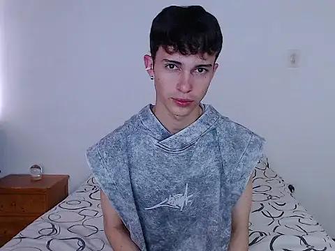 Snapshot of john_vichenso chatting on 04.06.26 john vichenso online show from 04.06.26