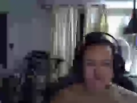 Snapshot of transgordimilf chatting on 10.12.25 transgordimilf online show from 10.12.25