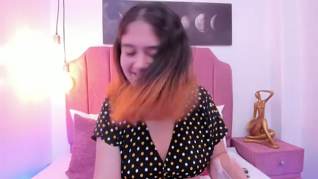 Niaa Stark online show from 05.06.26