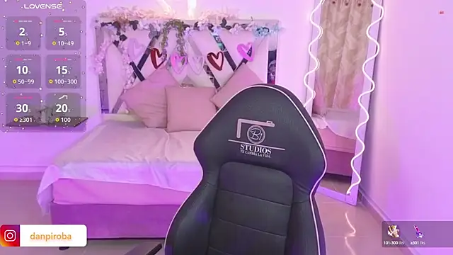 ZURY TAY online show from 09.22.25