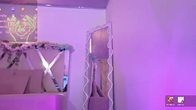 ZURY TAY online show from 04.01.26